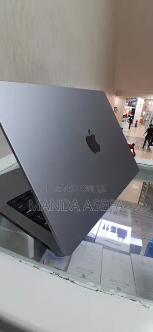 New Laptop Apple MacBook Pro 2021 M1 Max 32GB Apple M1 Max SSD 512GB