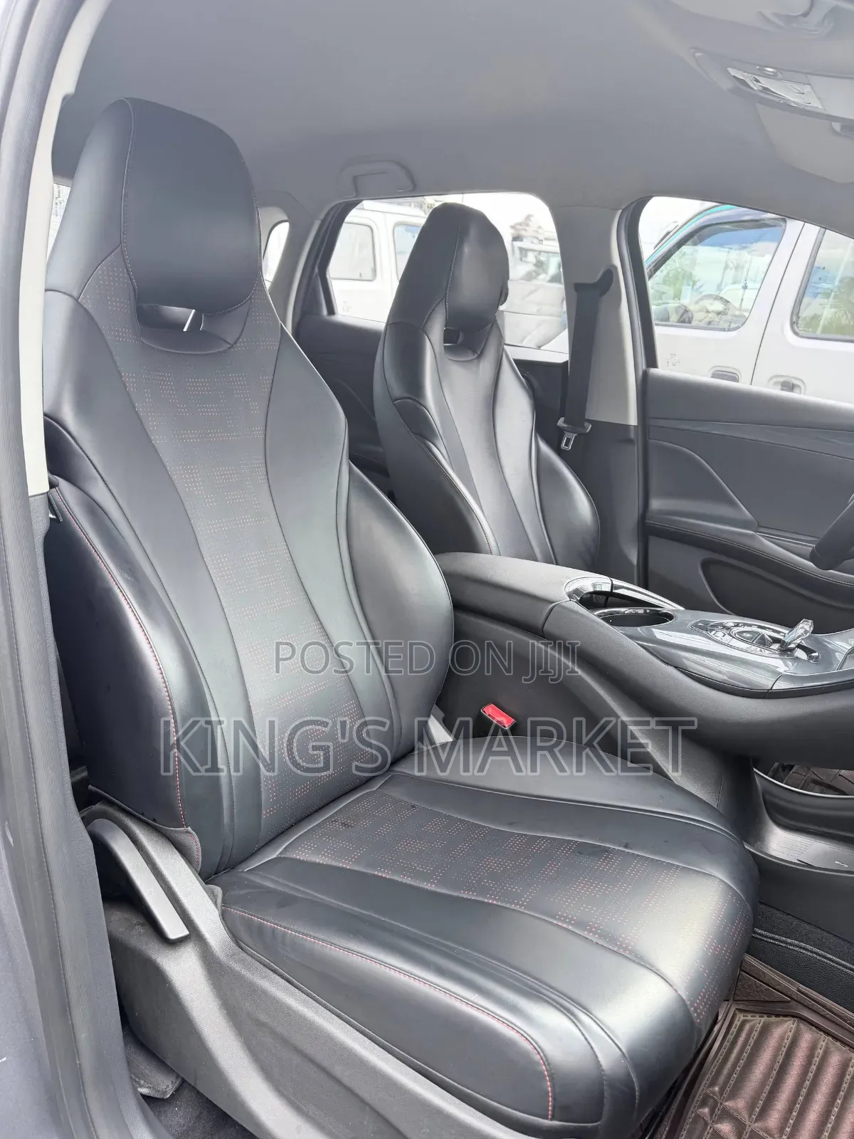 New BYD E2 43 kWh 94 hp FWD 2025 Silver