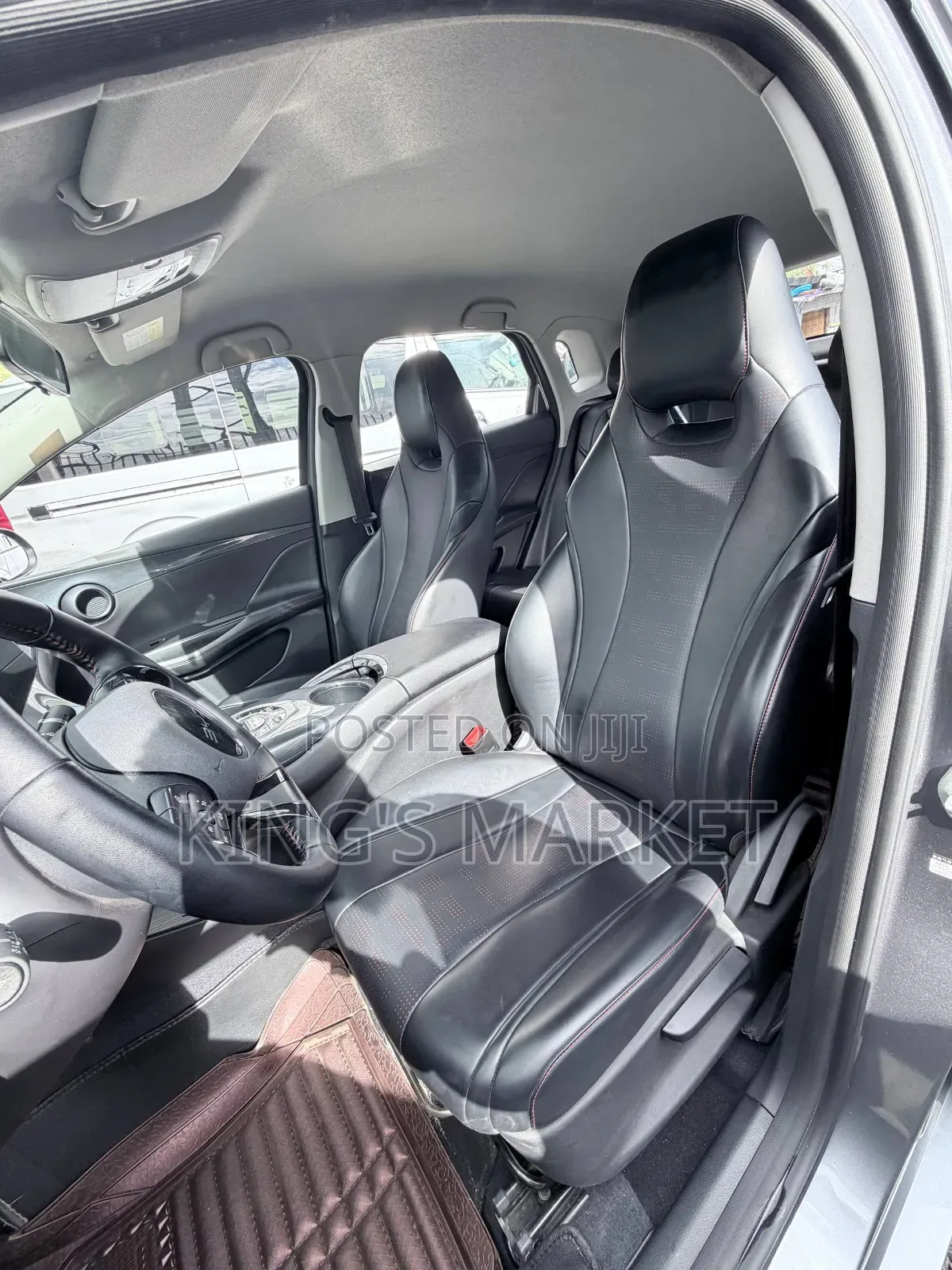 New BYD E2 43 kWh 94 hp FWD 2025 Silver