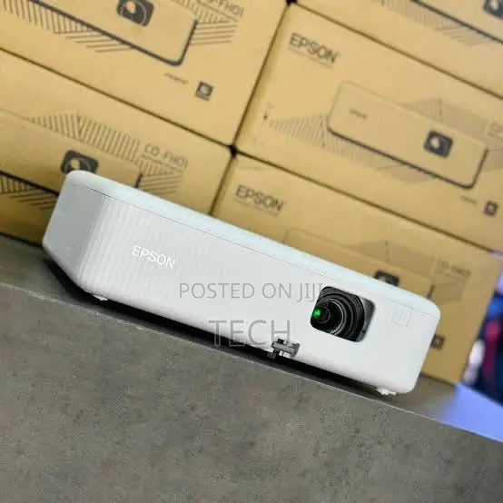 Epson W01 Peojector