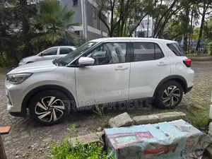 Toyota Raize 2022 White