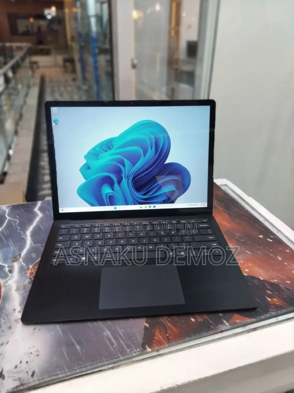 New Laptop Microsoft Surface Laptop 5 16GB Intel Core i7 SSD 256GB
