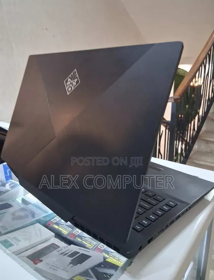 New Laptop HP Omen 15 16GB Intel Core i7 SSD 1T