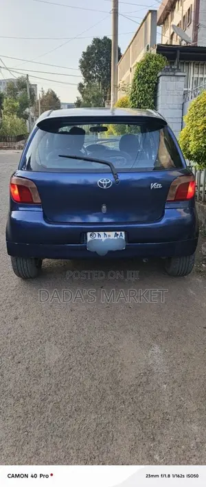 Toyota Vitz 1999 Blue