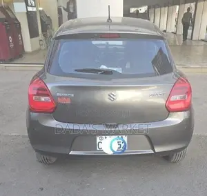 Suzuki Swift 2022 Gray