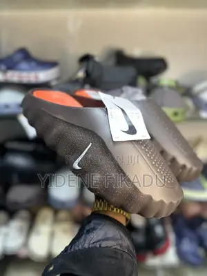 Nike Mind Slipper