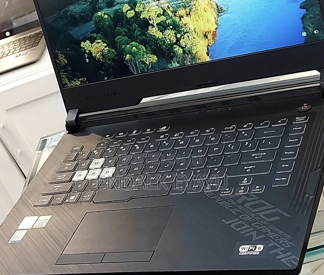 New Laptop Asus ROG Strix G15 16GB Intel Core i7 SSD 512GB