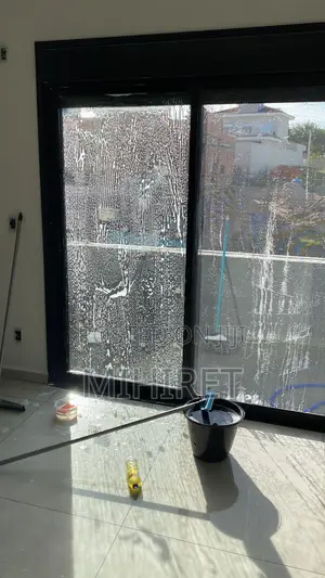 የህንፃ ፅዳት አገልግሎት እንሰጣለን!
