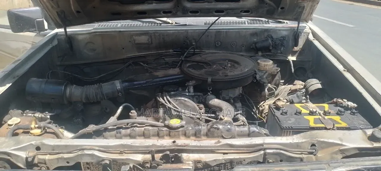 Mitsubishi L200 1995 Silver