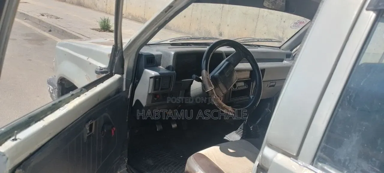 Mitsubishi L200 1995 Silver