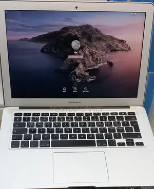 New Laptop Apple MacBook Air 2012 4GB Intel Core i5 SSD 128GB