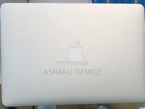 New Laptop Apple MacBook Air 2012 4GB Intel Core i5 SSD 128GB
