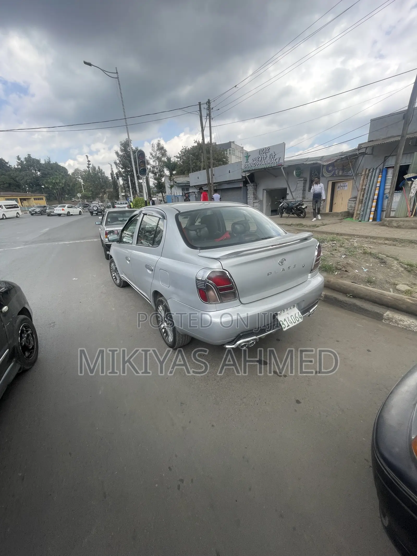 Toyota Platz 2001 Silver