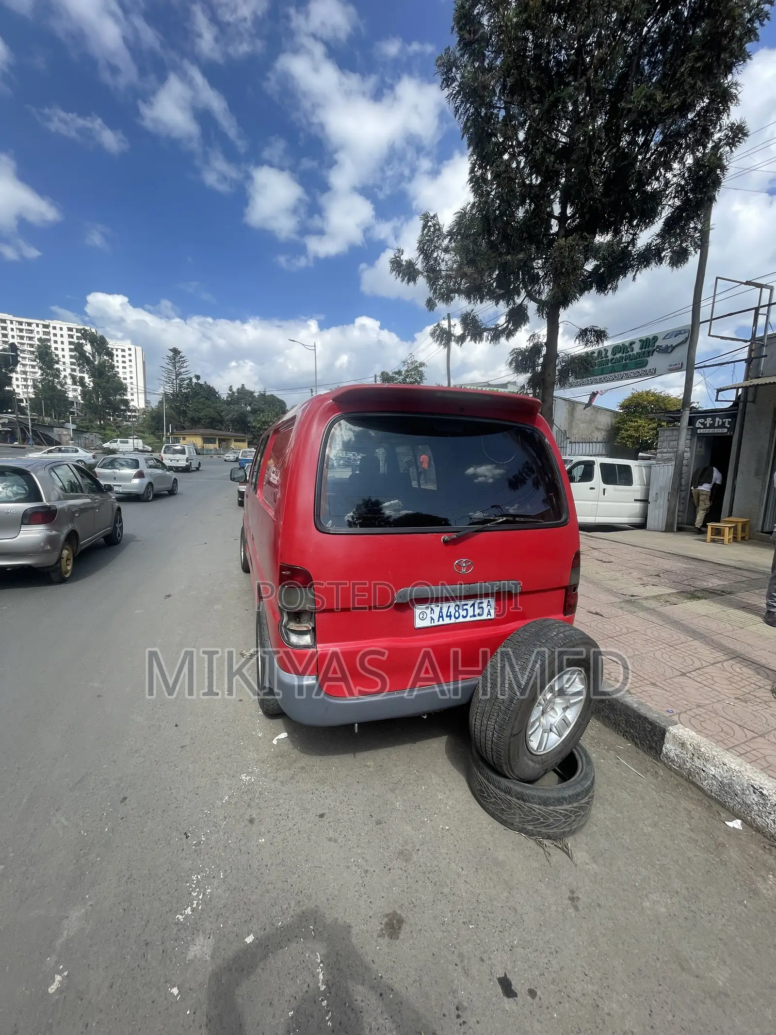 Toyota Hilux 2000 Red
