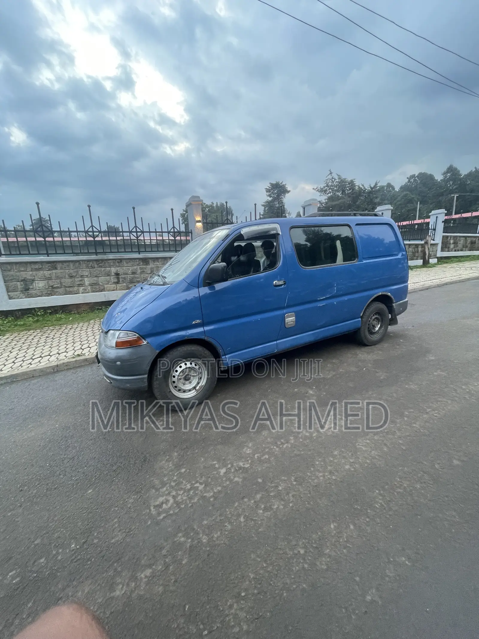 Toyota Hilux 2006 Blue
