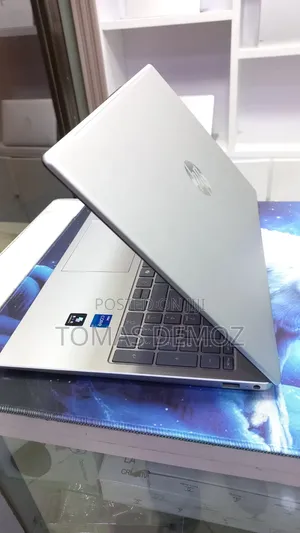 New Laptop HP Stream Notebook 16GB Intel Core i7 SSD 1T