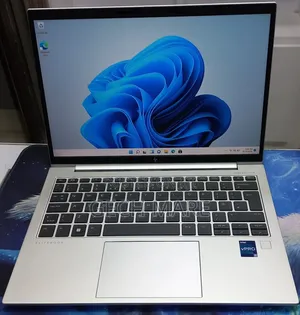 New Laptop HP EliteBook 830 G9 16GB Intel Core i5 SSD 512GB