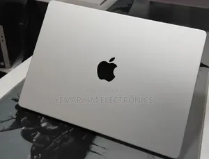 New Laptop Apple MacBook Pro 2024 M4 Pro 16GB Apple M4 SSD 512GB