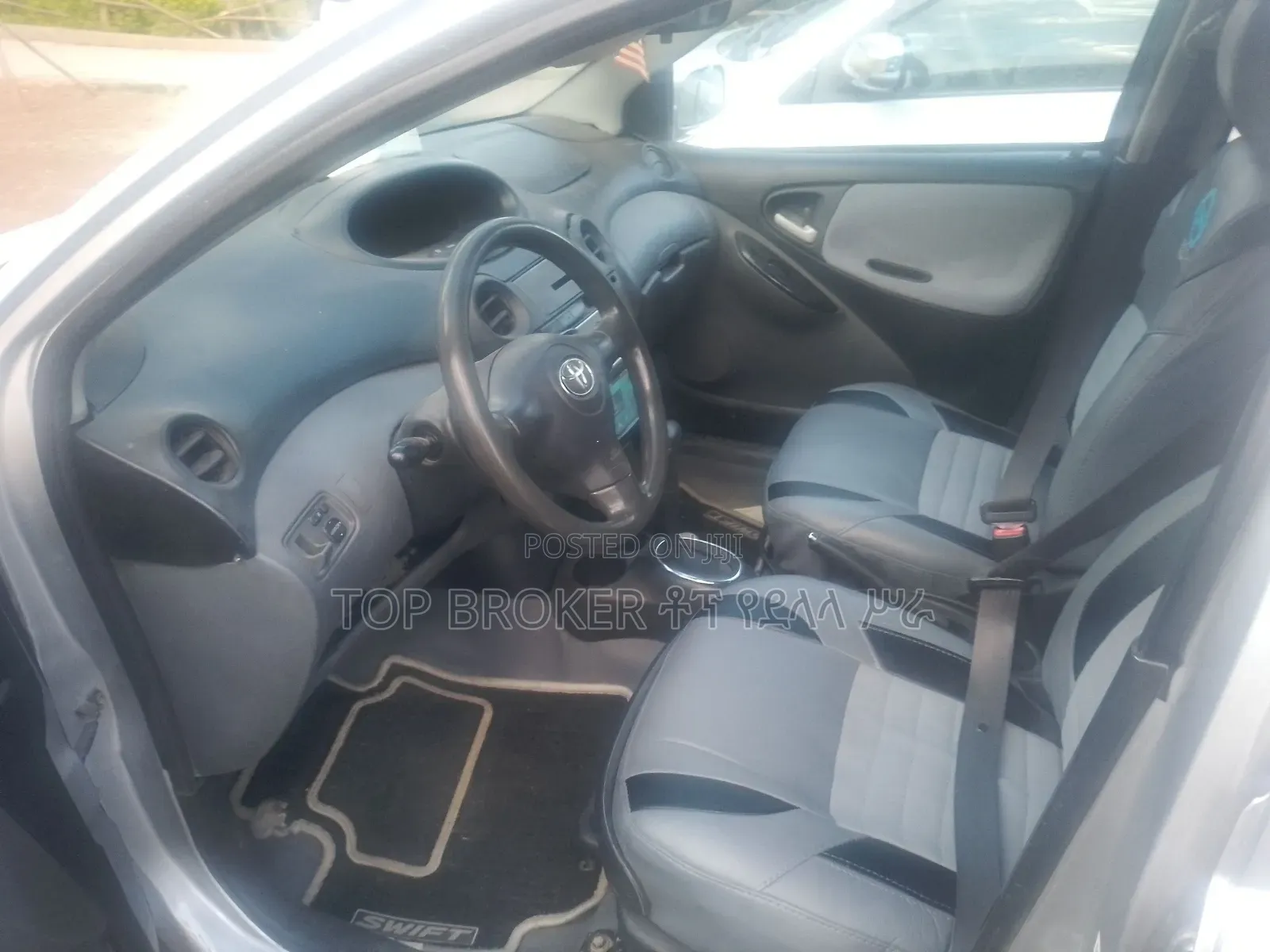 Toyota Vitz 1.0 FWD 3dr 2001 Silver