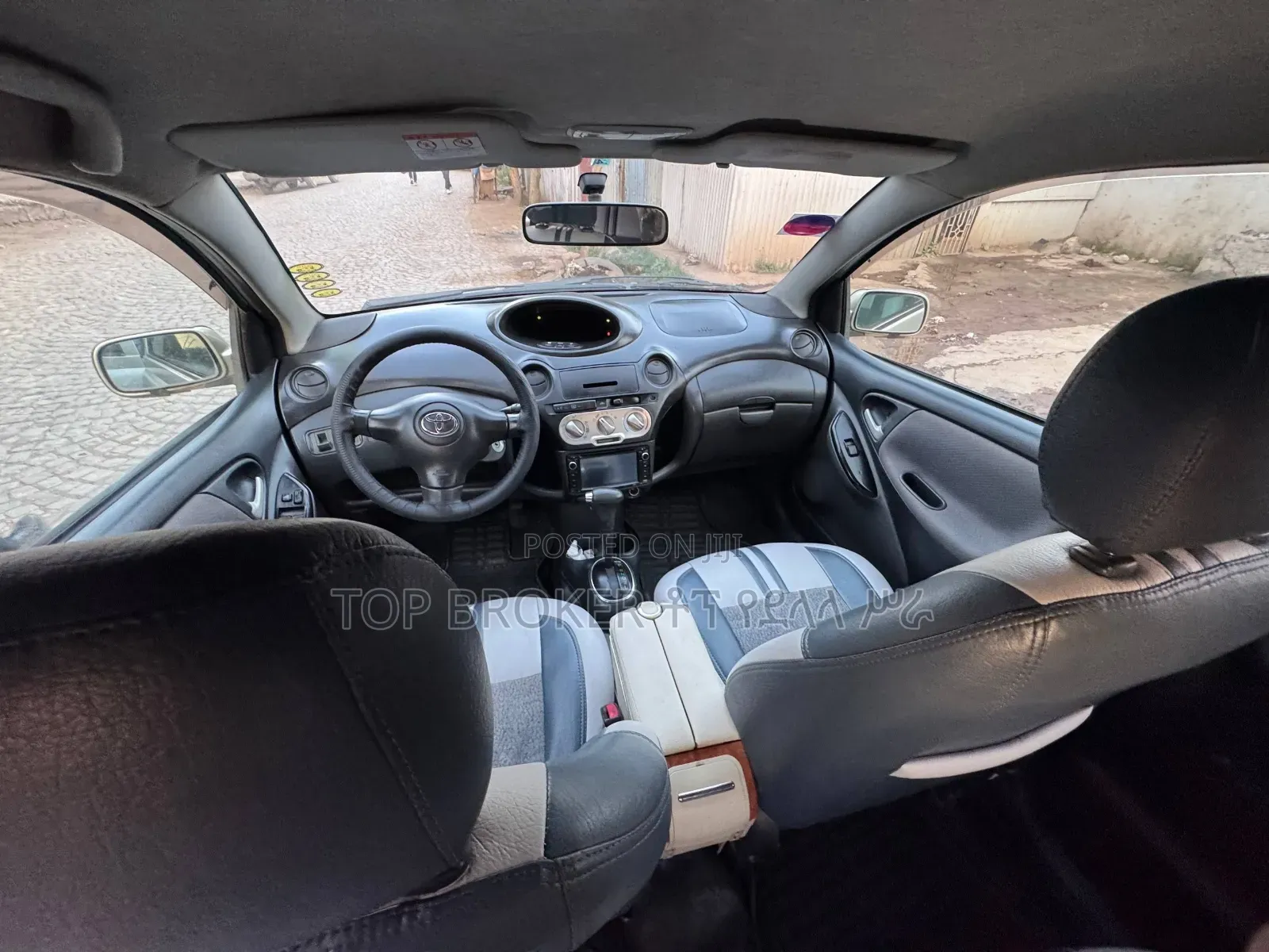 Toyota Vitz 1.0 FWD 3dr 2001 Silver