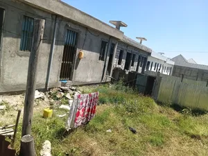 3bdrm Farm House in Oromia-Finfinne for sale