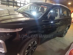Chevrolet Captiva 2022 Black