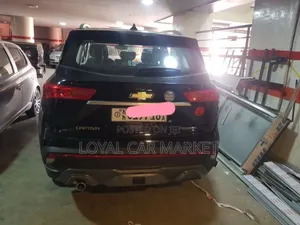 Chevrolet Captiva 2022 Black