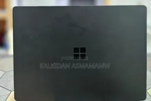 New Laptop Microsoft Surface 16GB Intel Core i7 SSD 512GB