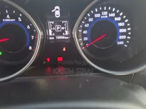 Hyundai Avante 2014 Blue