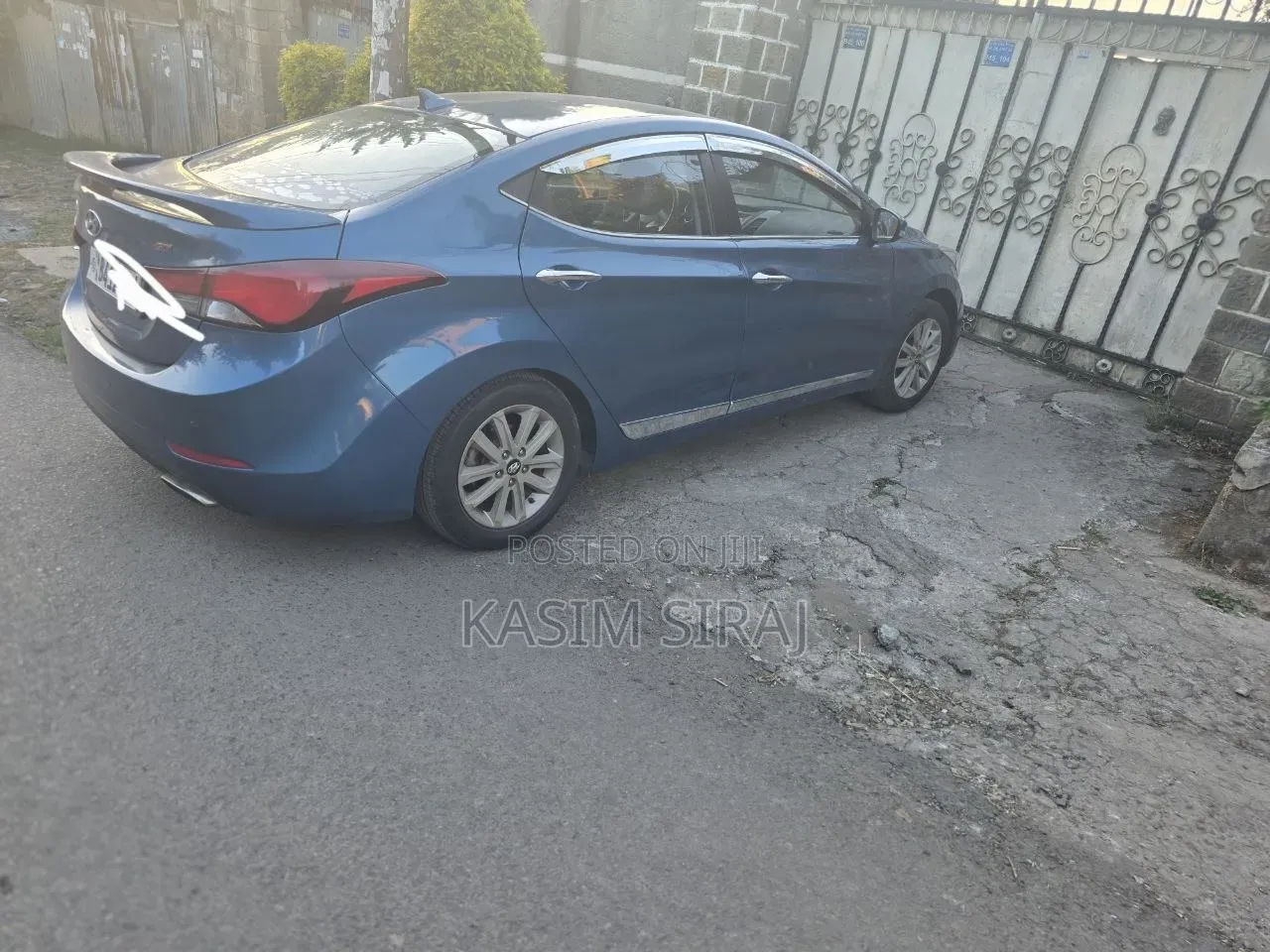 Hyundai Avante 2014 Blue
