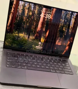 New Laptop Apple MacBook Pro 2024 M4 16GB Apple M4 SSD 512GB