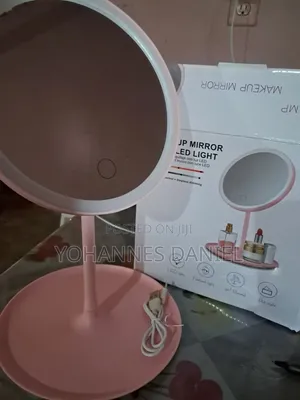 LED Makeup Mirror - With Light