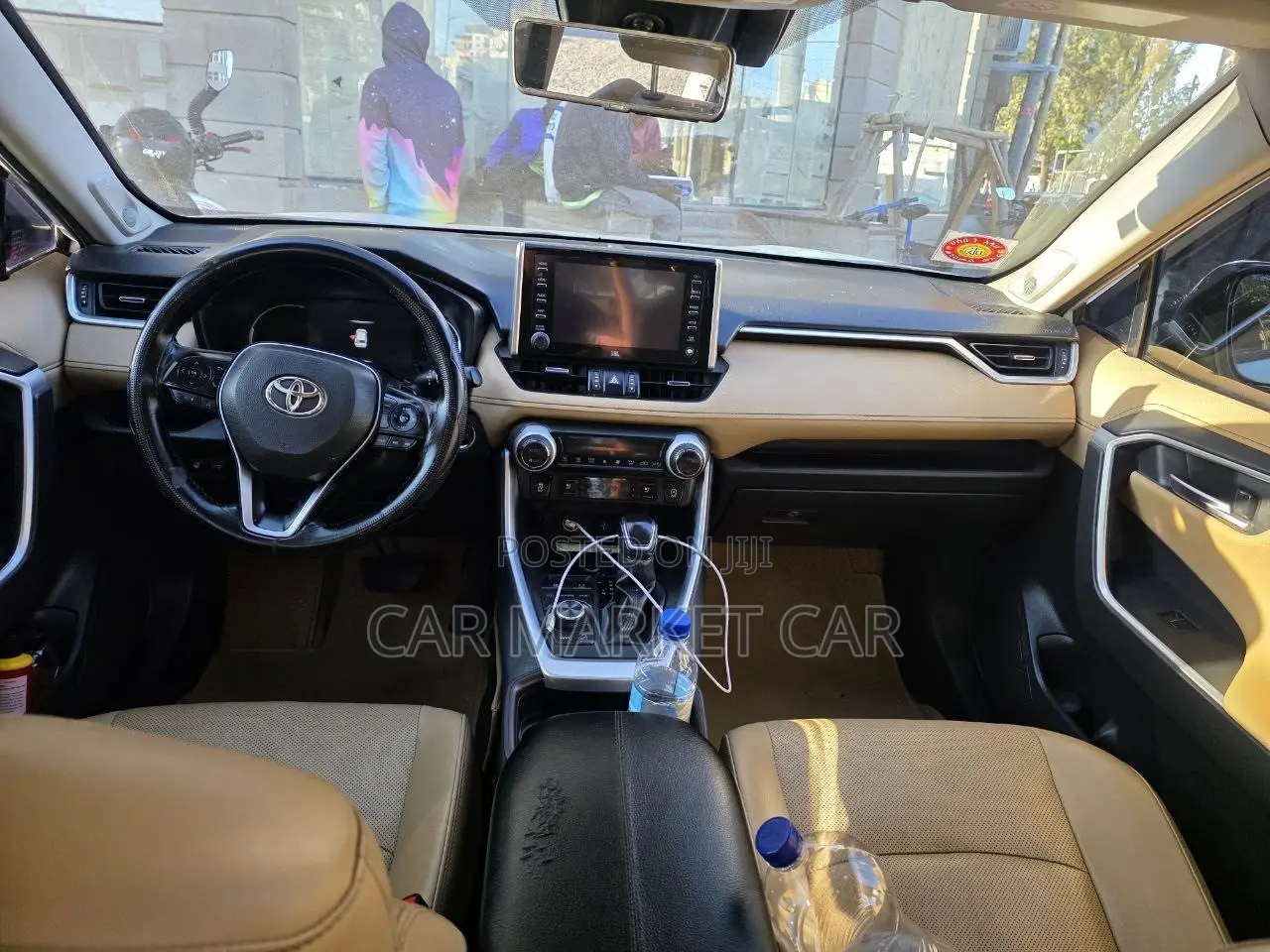 Toyota RAV4 Limited AWD 2020 White