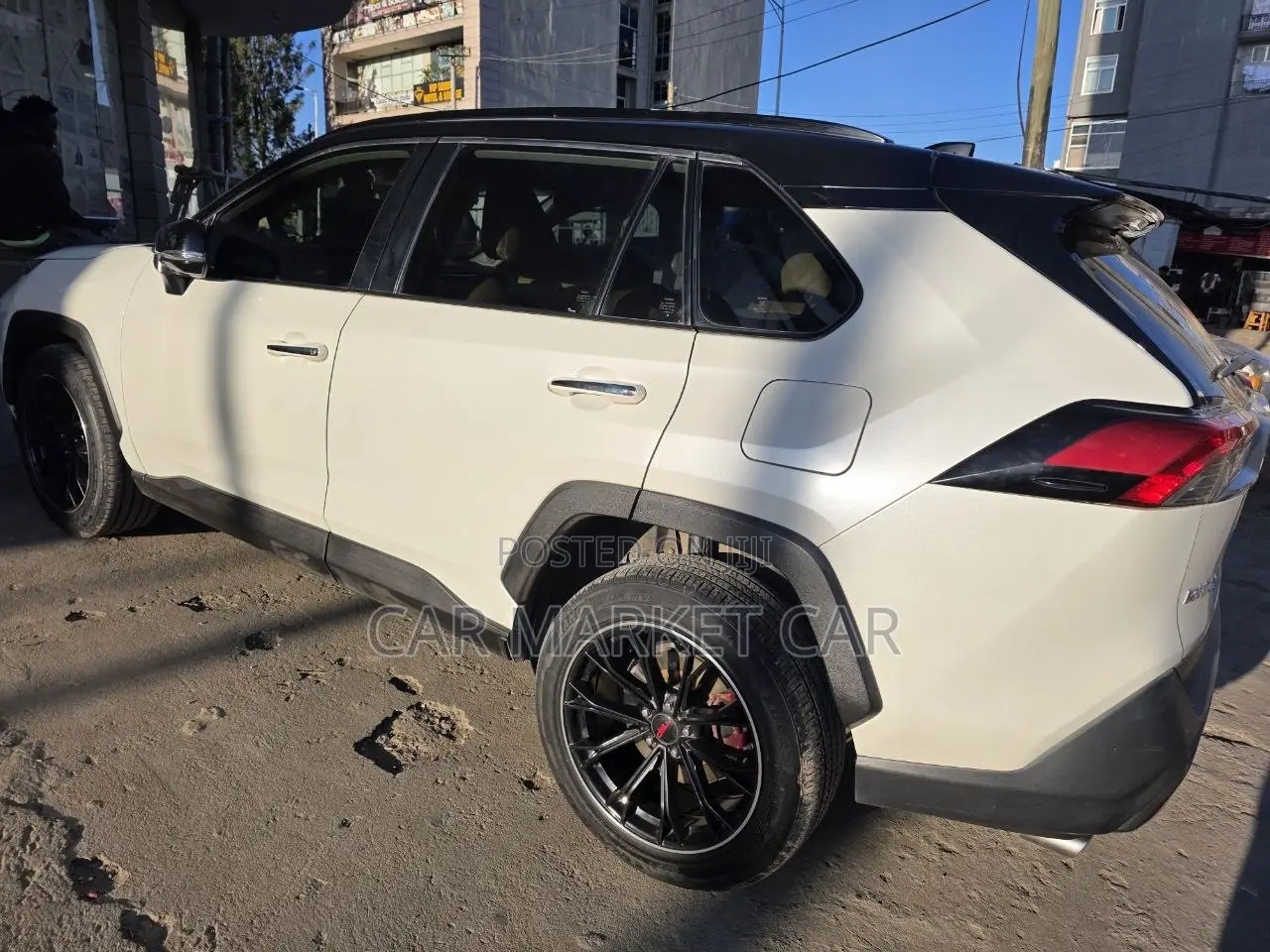 Toyota RAV4 Limited AWD 2020 White