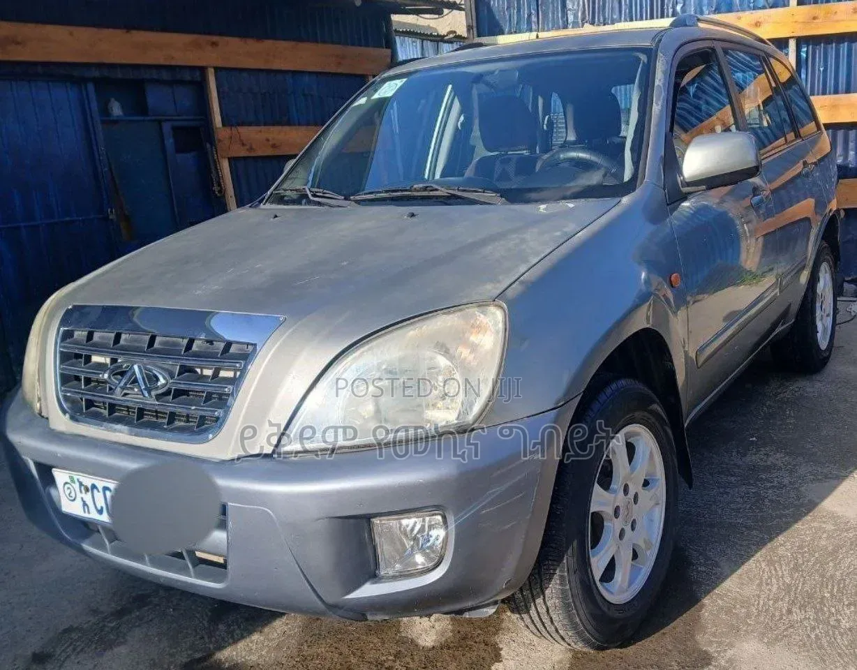 Chery Tiggo 2012 Silver