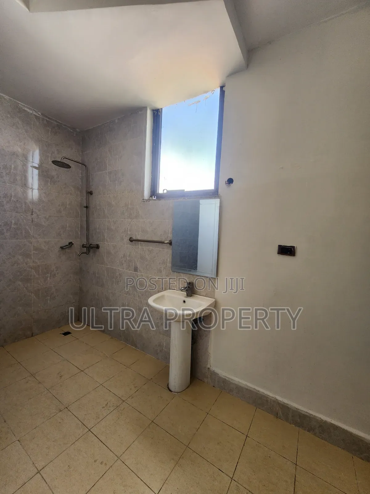 3bdrm Apartment in Bole for rent