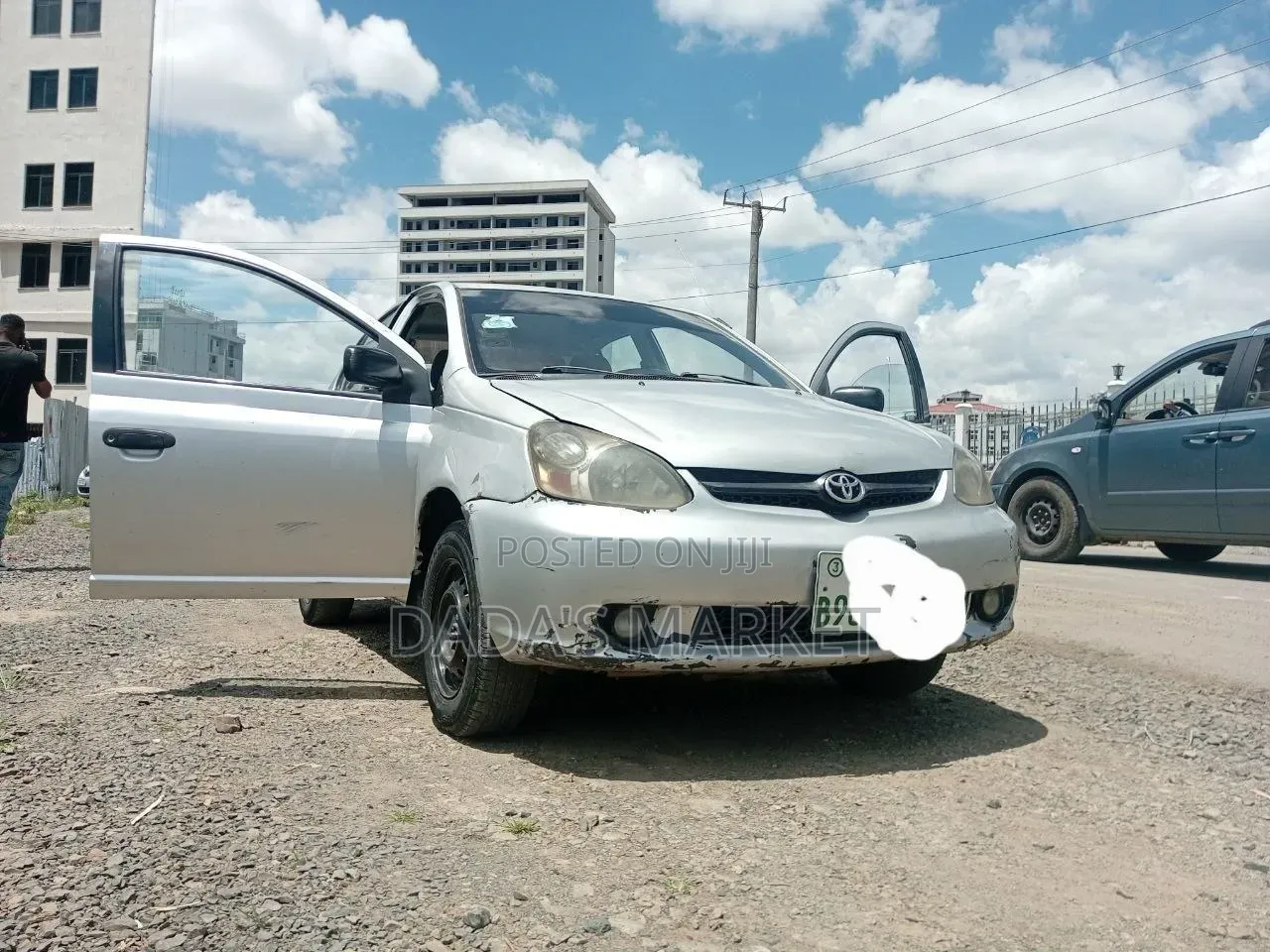 Toyota Platz 2003 Silver