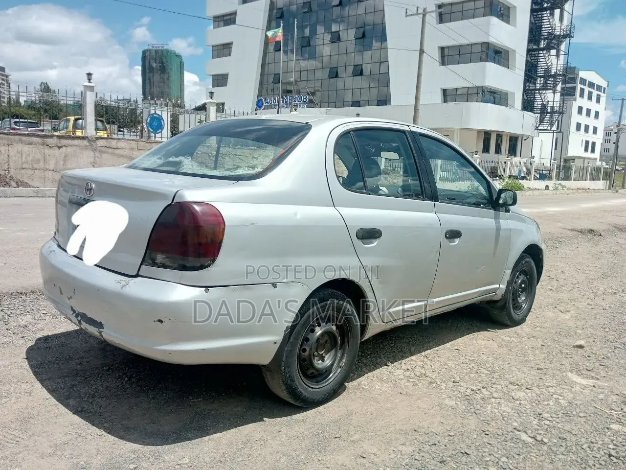 Toyota Platz 2003 Silver