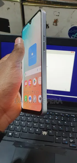 Samsung Galaxy M16 128 GB Black