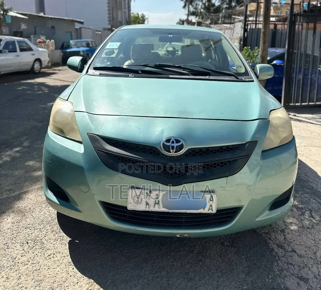 Toyota Yaris 2007 Green