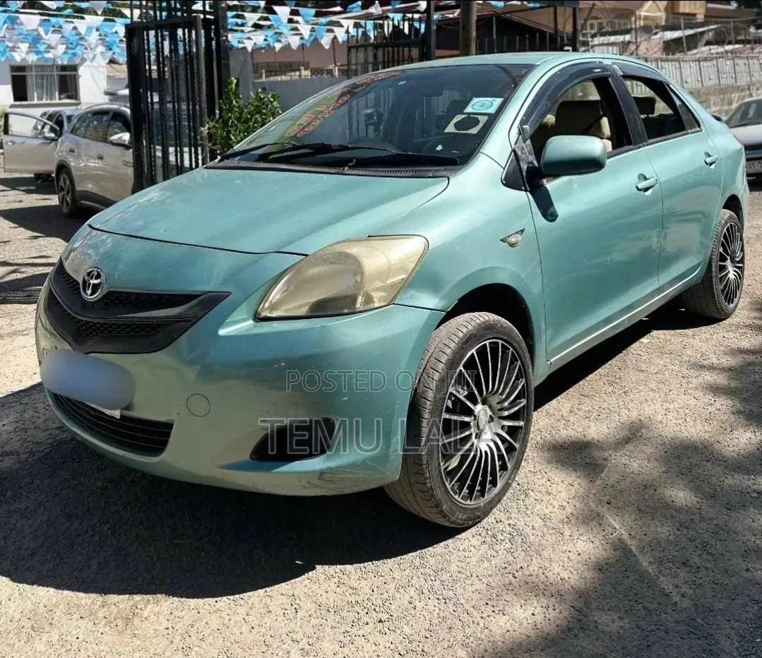 Toyota Yaris 2007 Green