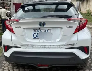 Toyota C-HR 2023 White