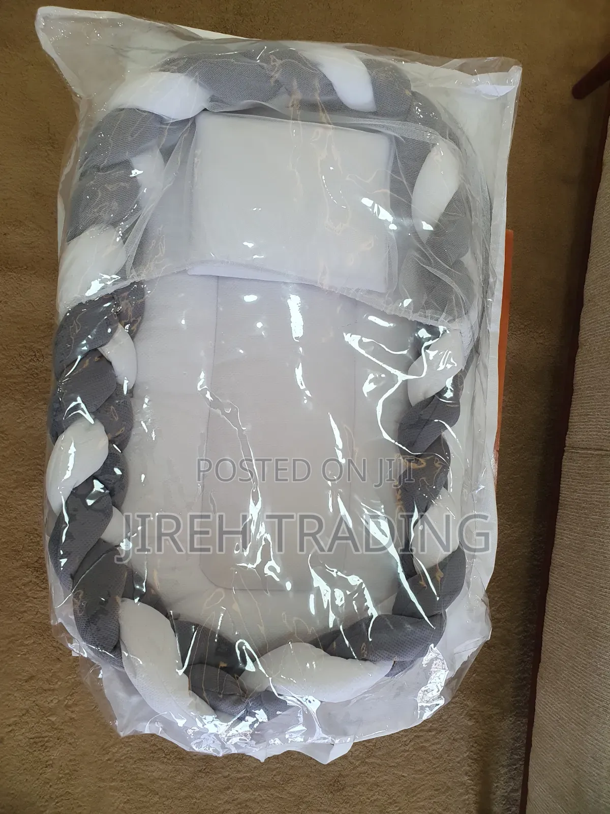 Baby Bassinet Nest With Mosquito Net – Gray & White