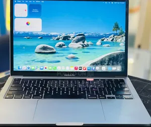 New Laptop Apple MacBook Pro 2022 M2 16GB Apple M2 SSD 256GB