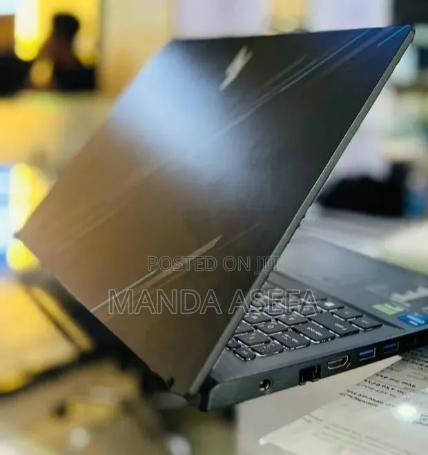 New Laptop Acer Nitro V 15 16GB Intel Core i7 SSD 512GB