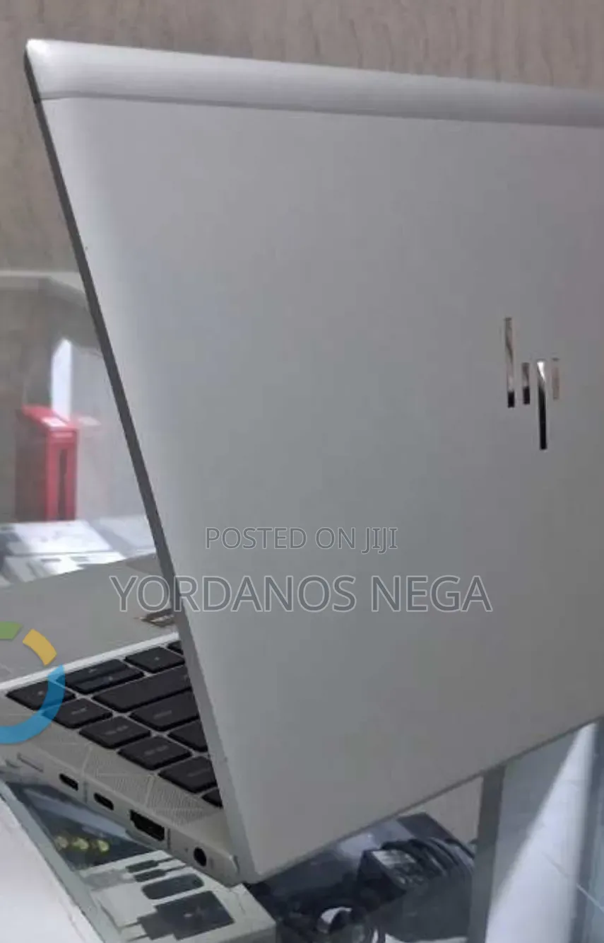 New Laptop HP EliteBook 845 G7 16GB AMD Ryzen 7 SSD 512GB