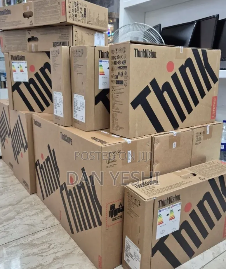 New Lenovo ThinkCentre Neo 50T 8GB Intel Core i5 SSD 512GB