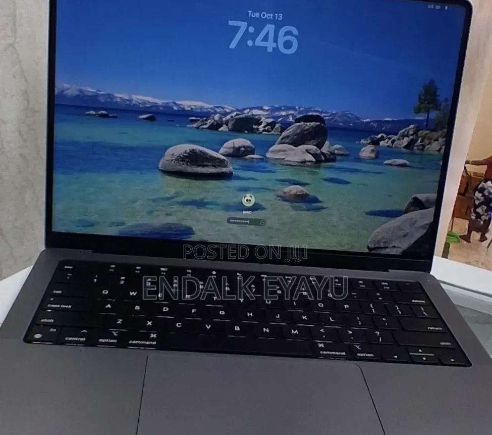 New Laptop Apple MacBook Pro 2021 M1 Max 32GB Apple M1 Max SSD 512GB