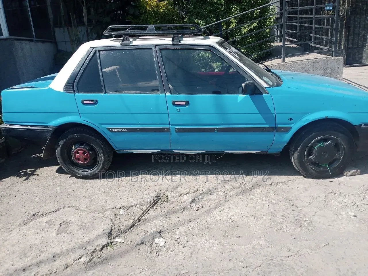 Toyota 4-Runner 1985 Blue