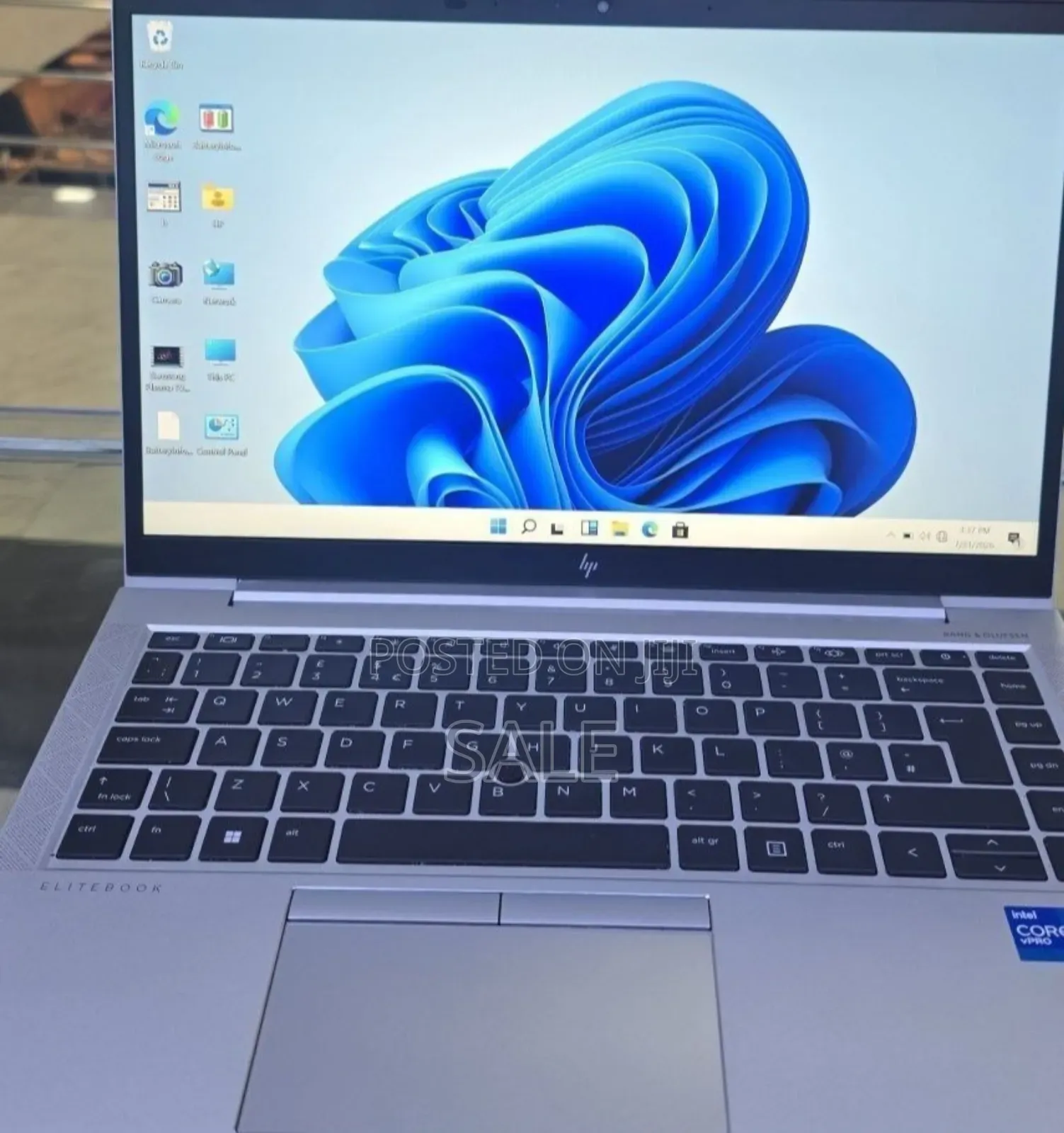 New Laptop HP EliteBook 840 G8 16GB Intel Core i7 SSD 512GB